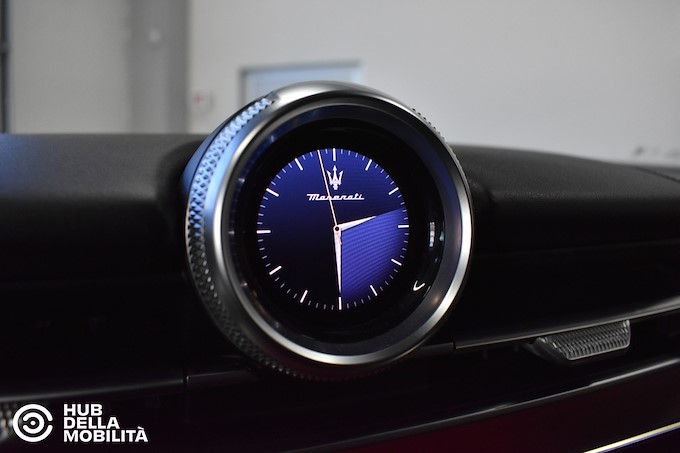 MASERATI Grecale MHEV 300 CV AWD GT